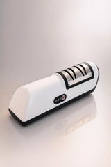 EdgeVolt Pro, vista superior con las ranuras de afilado